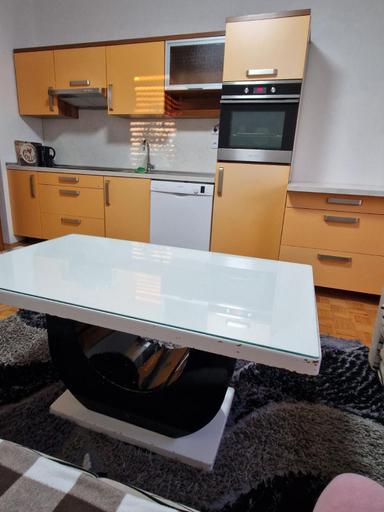 Others 5, apartmaji Lejla, Vipava