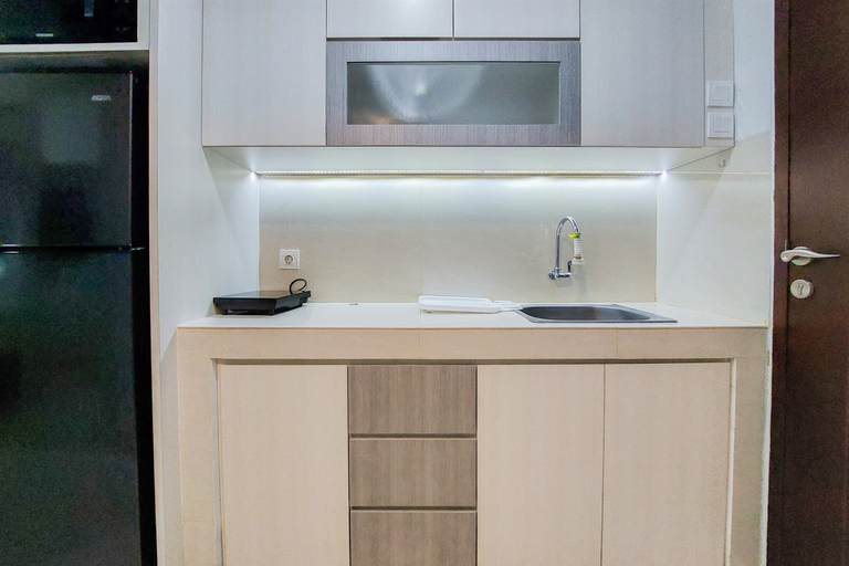 Others 3, Serene Stay Studio Apartment at Springwood Residence By Travelio, Tangerang