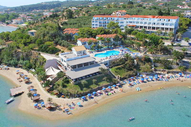 Exterior & Views