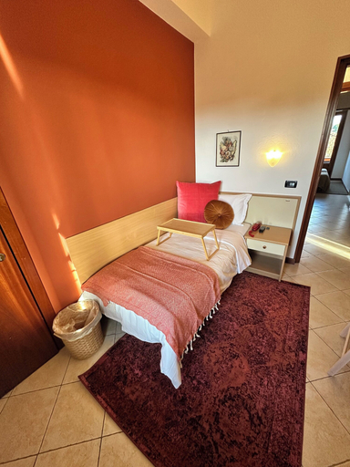 Bedroom 3, Hotel La Riviera, Pistoia