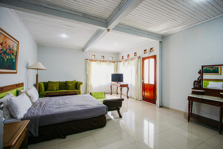 Bedroom 15