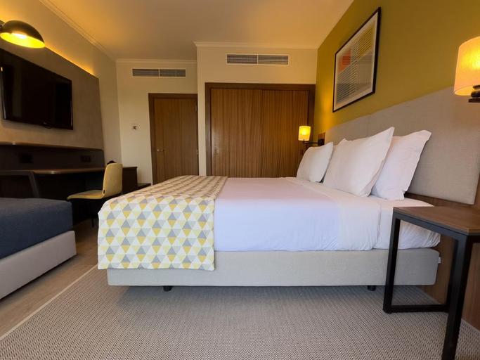 Holiday Inn ALGARVE ALBUFEIRA by IHG - Tap to explore photos