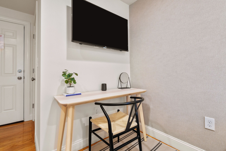 Others 5, Hygge House Suites, Essex