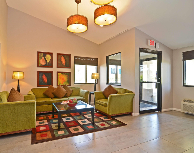 Public Area 2, Lexington Inn & Suites - N.W. Chicago West/Elgin, Cook