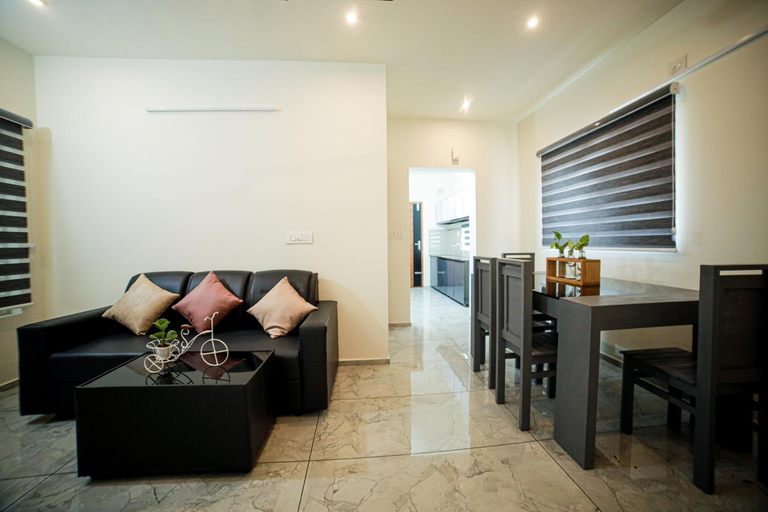 Others 5, Shams Al Imarat, Palakkad