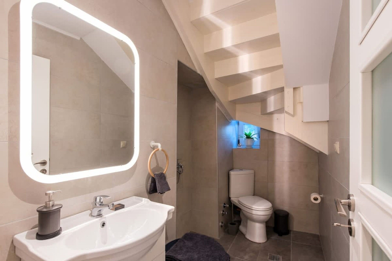 Room 4, Iliopetra House 2 - Corfu Retreat With Jacuzzi, Ionian Islands