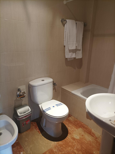 Bathroom 15