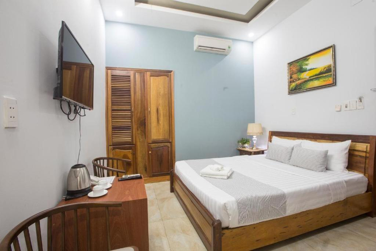 Bedroom 8