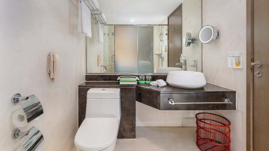 Bathroom 7