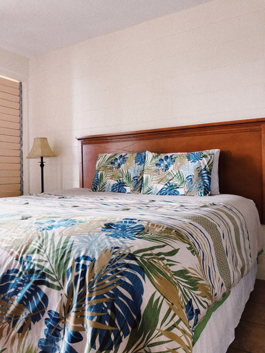 Bedroom 4, Hilo Reeds Bay Hotel, Hawaii