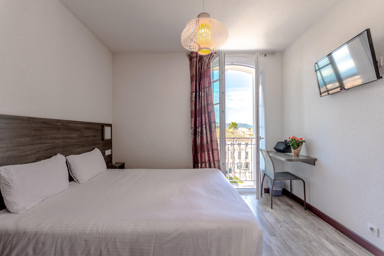 Bedroom 3, Hotel Le 21, Var