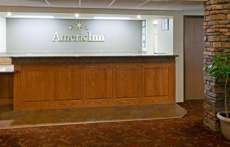 Public Area, AmericInn by Wyndham Thief River Falls, Pennington