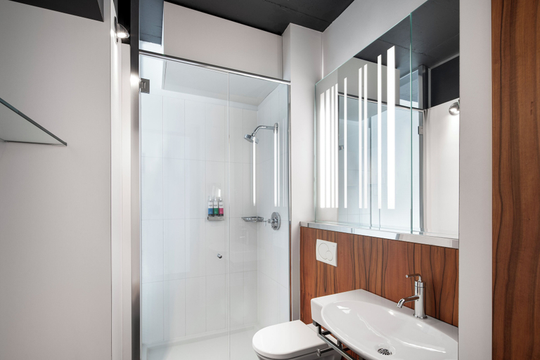 Bathroom 4, Alt Hotel Toronto Airport, Peel
