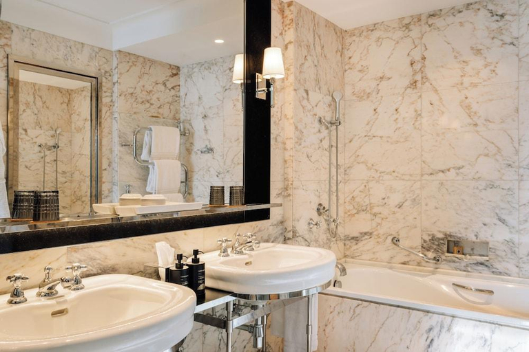 Bathroom 15