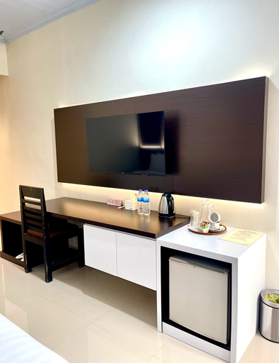 Others 4, New Sentral Hotel, Palu