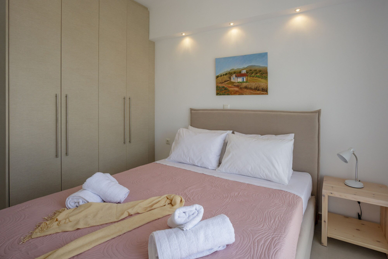 Room 4, Blue Hills Villas by Estia Green 3, Crete