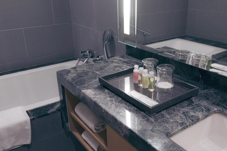 Bathroom 4