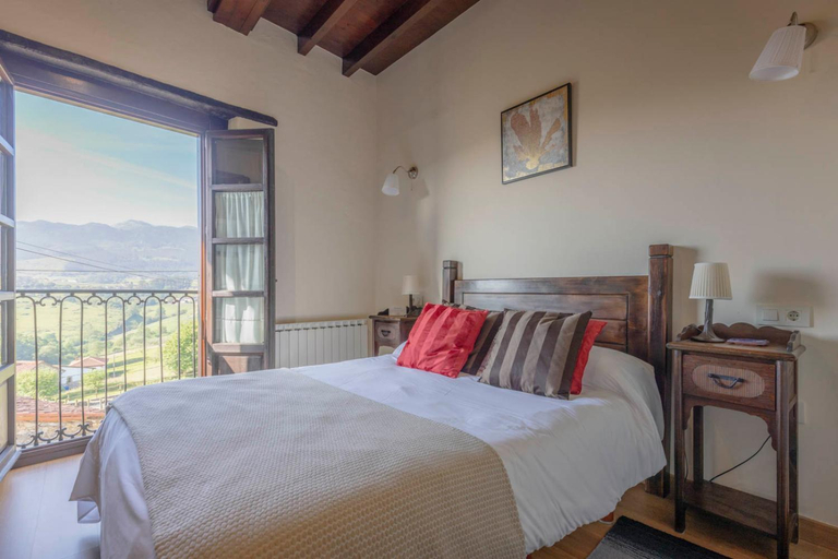 Bedroom, La Casona de Tresgrandas, Asturias