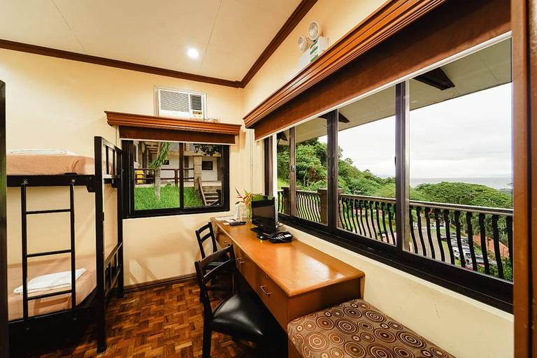 Sol Y Viento Mountain Hot Spring Resort Room Type - Team Room for 4