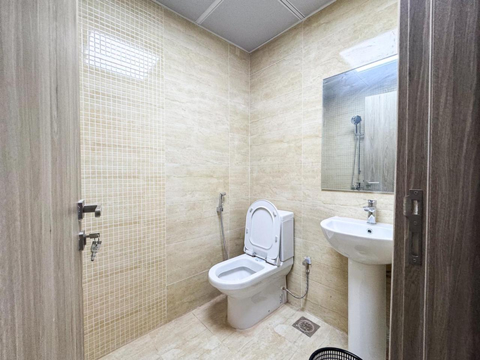 Bathroom 2, Karama Star Residence 2 - Home Stay, Dubai