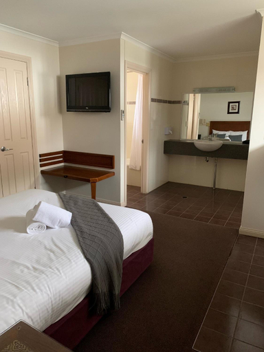 Bedroom 15