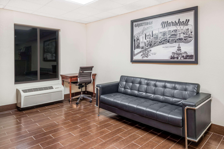 Public Area 2, Super 8 by Wyndham Marshall, Clark
