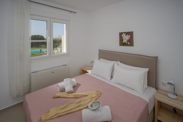 Room 2, Blue Hills Villas by Estia Green 3, Crete