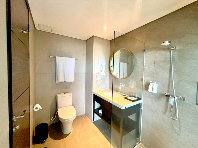 Bathroom 4