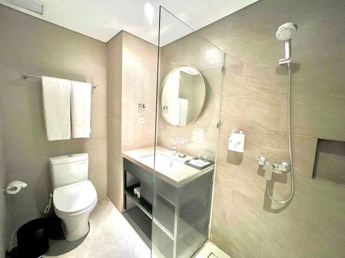 Bathroom 6