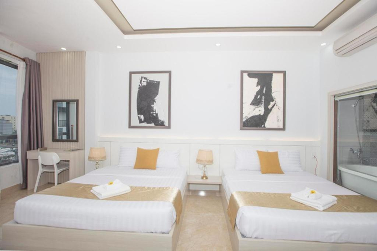 Bedroom 12