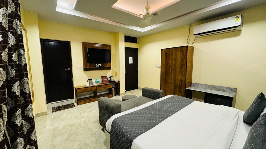Bedroom 3, Hotel The Reverent Ganga, Dehradun