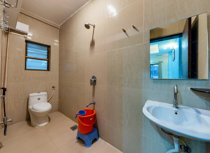 Bathroom 2