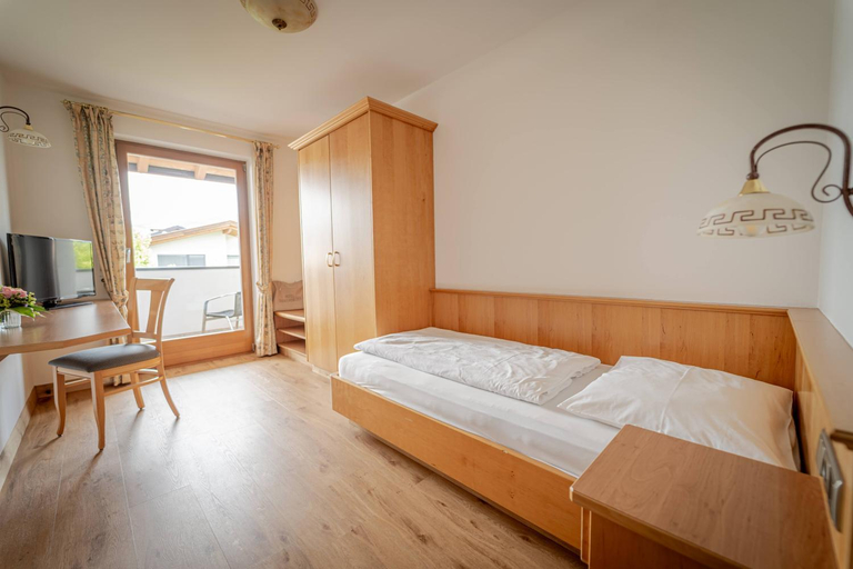 Bedroom 3, Hotel Birkenbrunn, Bolzano