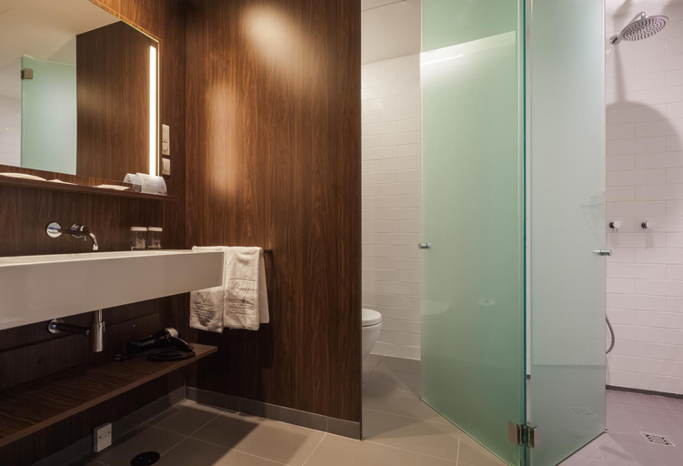 Bathroom 4, Vincci Porto Hotel, Porto