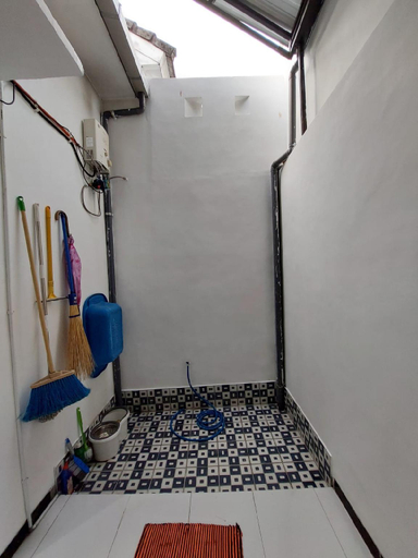 Bathroom 3, Three M Homestay, Malang