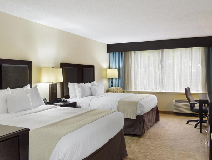 Bedroom 3, DoubleTree by Hilton Tinton Falls - Eatontown, Monmouth