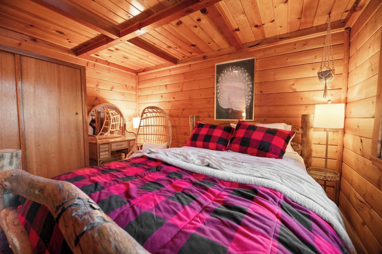 Bedroom 2, Charming Mountain Getaway, San Bernardino