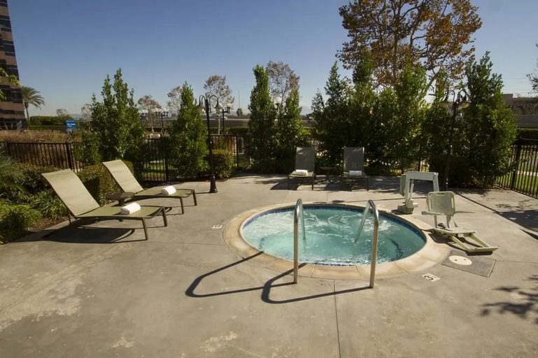 Sport & Beauty 2, ORANGE COUNTY HOTEL by IHG, Orange