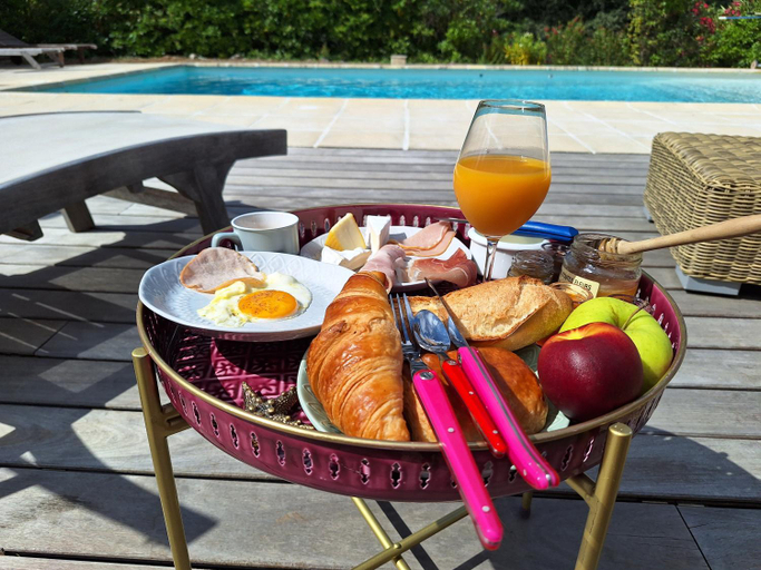 Food & Drinks 5, Villa Sisyphe chambre"la jeanette", Var