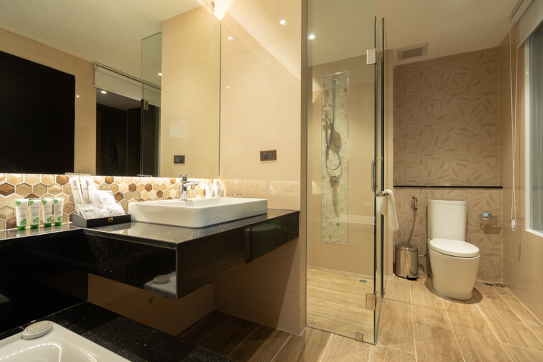 Bathroom 5, Mintra Hotel Vientiane, Vientiane