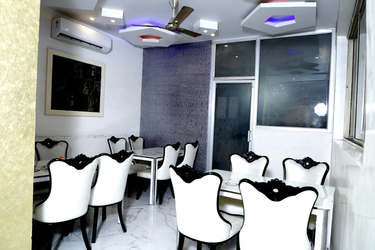 Food & Drinks, Hotel Blessings, Delhi