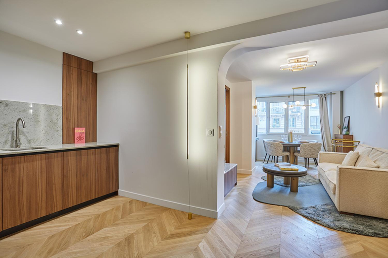 Others 5, Residence Centre de Paris by Studioprestige, Paris