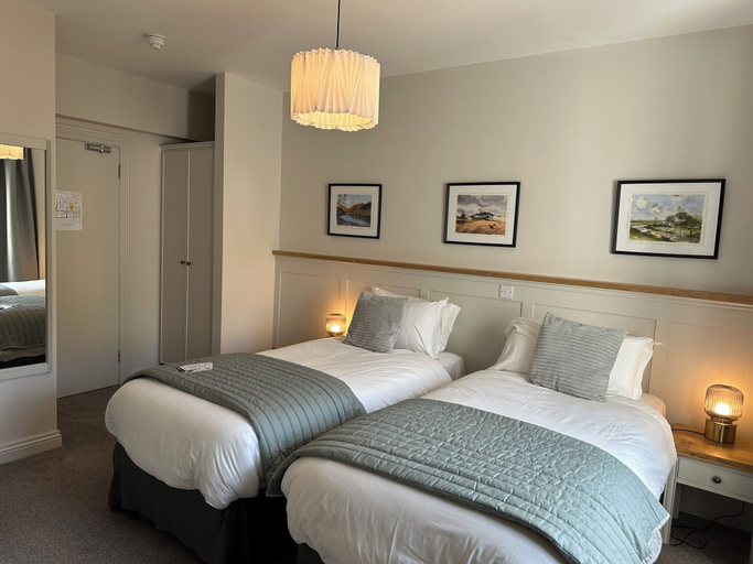 Bedroom 2, Eldon's Bed & Breakfast