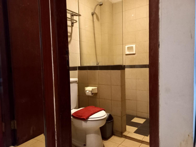 Bathroom 4