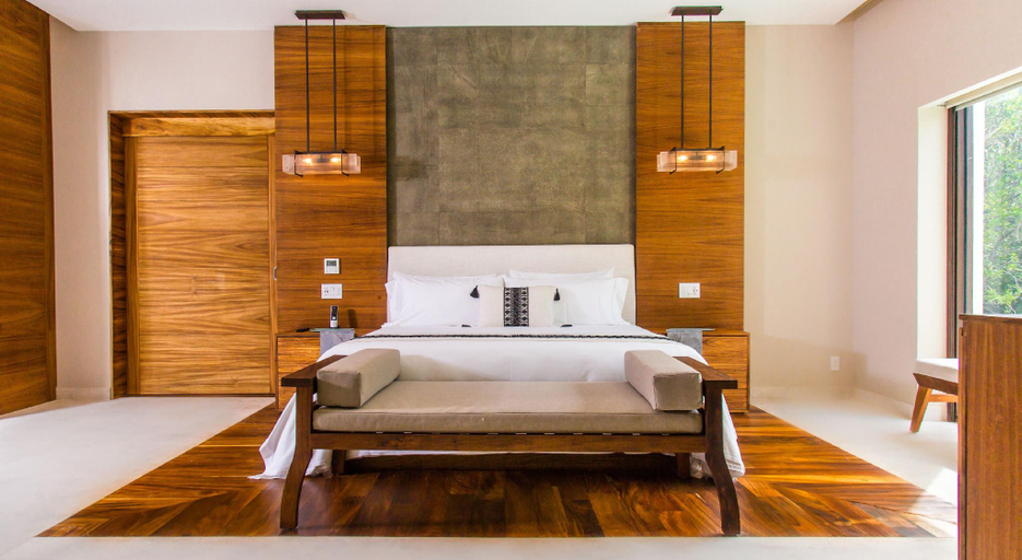 Bedroom 12