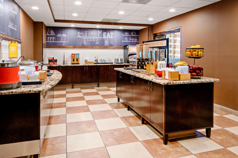 Food & Drinks 5, Hampton Inn & Suites Bakersfield Central, Kern