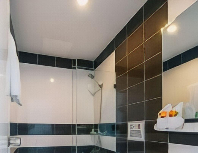 Bathroom 4, iCheck inn Chill Patong, Phuket Island