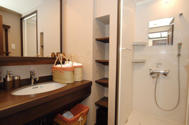 Bathroom 5, Hotel La Vista Daisetsuzan -Kyoritsu Resort, Higashikawa