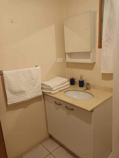 Others 4, Hostal AlYaras, Elqui