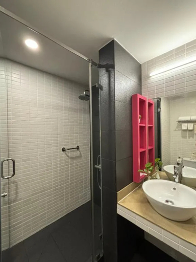 Bathroom 4, Emm Hotel Saigon, District 3